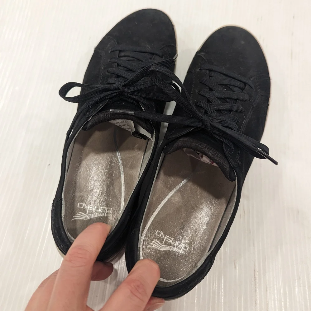 DANSKO Leela Women's Black Suede Lace-up Sneakers size 41